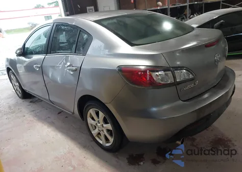 2010 Mazda Mazda3 I Touring z USA, uszkodzony, nr VIN JM1BL1SG2A1292228